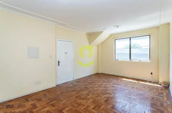 Apartamento para aluguel,  122m², 2 dorm, closet, Glória, Porto Alegre