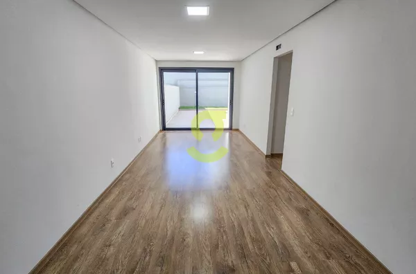 Ótimo apartamento garden NOVO, 164m2, churrasqueira, pátio privativo, 2 dormitórios, suíte e 2 vagas!