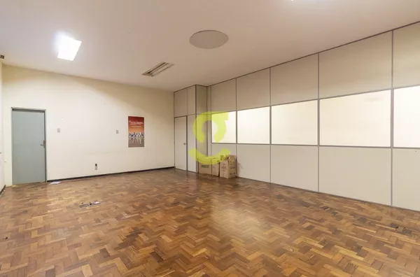 Ampla sala comercial, 333m² priv, 