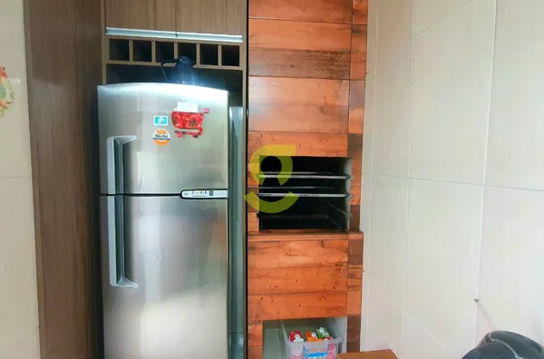 Apartamento 58m², todo reformado, churrasqueira, 2 dormitórios, semi mobiliado. Jardim Botanico