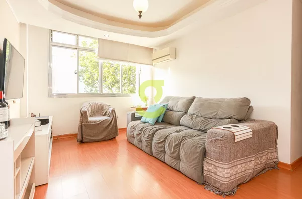 Apartamento para venda, 3 quarto(s),  Medianeira, Porto Alegre