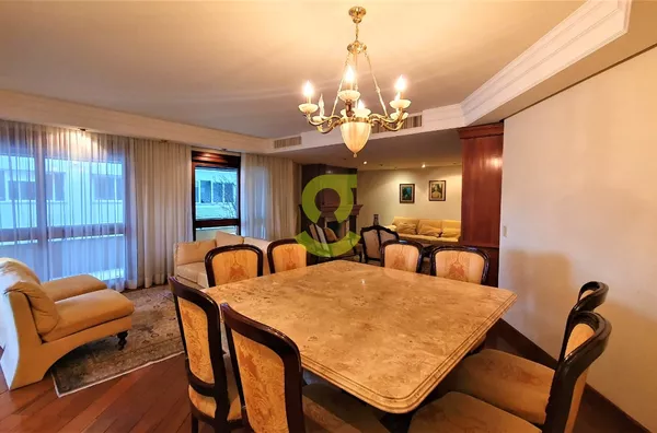 APTO CLASSICO 300M. 3 DOR. 5 BANH. DEPENDENCIA