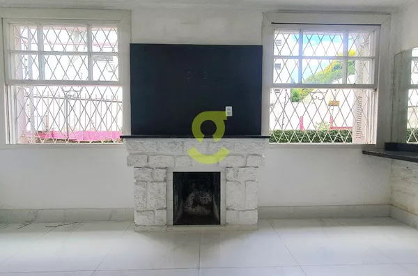 Casa comercial a venda em bairro Nobre, reformada, 207m².