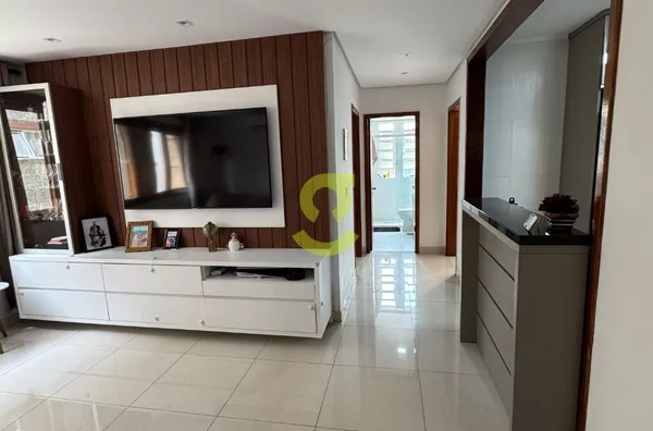 Ótimo apto MOBILIADO e reformado, 80m priv, 2 dorm, 1vaga