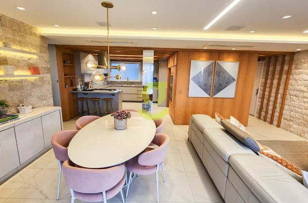 Espetacular apto totalmente MOBILIADO, 148m priv, lareira, lavabo, churrasqueira, sacada, 3 suites, e 2 vagas e infra completa!