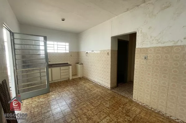 Casa/sobrado em bairro para venda e aluguel,  Vila Angélica, Sorocaba