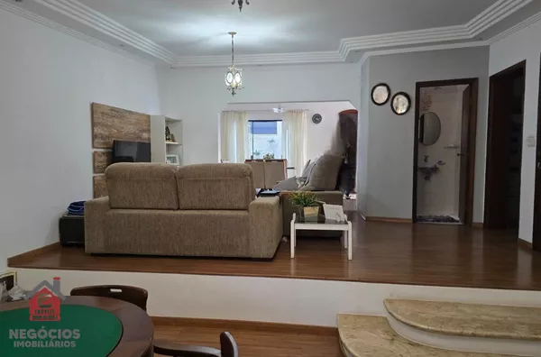 CASA COM PISCINA VILA CAROL VENDA SOROCABA/SP