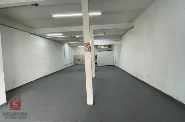 Salão comercial  Av.Itavuvu-Vila Carol- Sorocaba