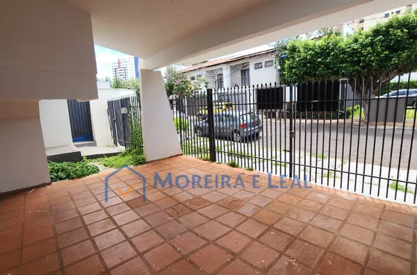 Sobrado de Esquina no Jardim dos Estados 