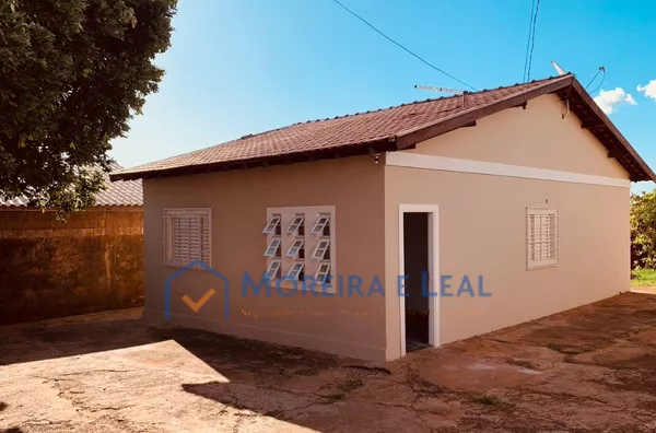 Casa para locação - Próximo Coronel Antonino