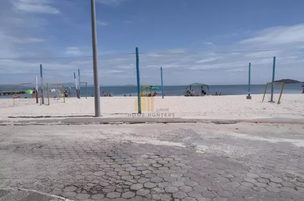 Lindo, 3 dorm,sendo uma 1 suítes frente mar