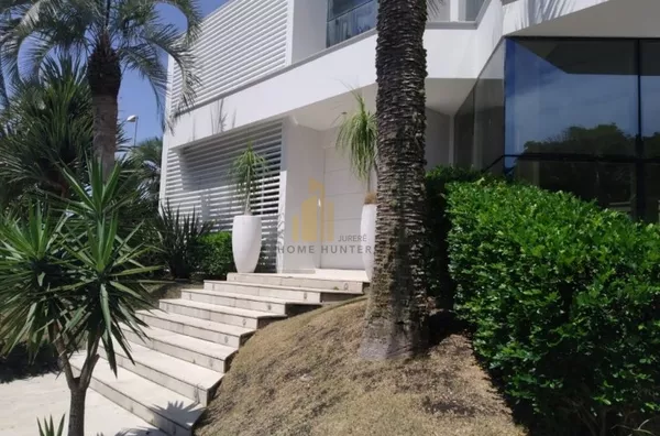 Casa para venda, 5 suítes a 600 metros do mar.