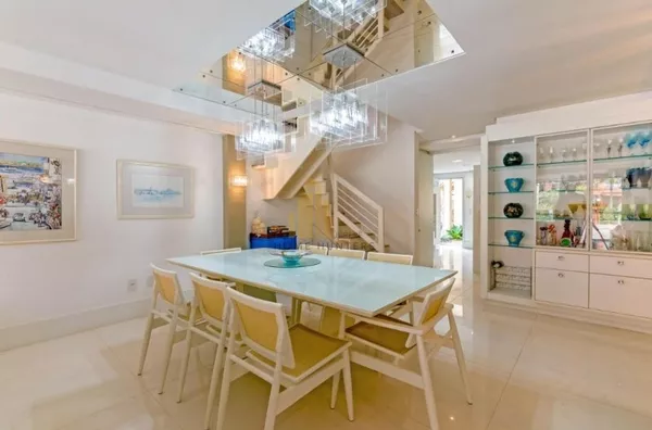 Excelente casa em Jurerê Internacional 