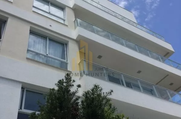 Excelente cobertura em Canajure com jacuzzi.