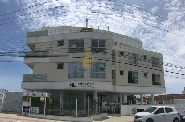 Excelente cobertura em Canajure com jacuzzi.