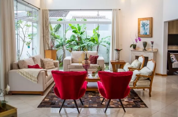 Venda e locação anual, Casa luxuosa em Jurerê Internacional