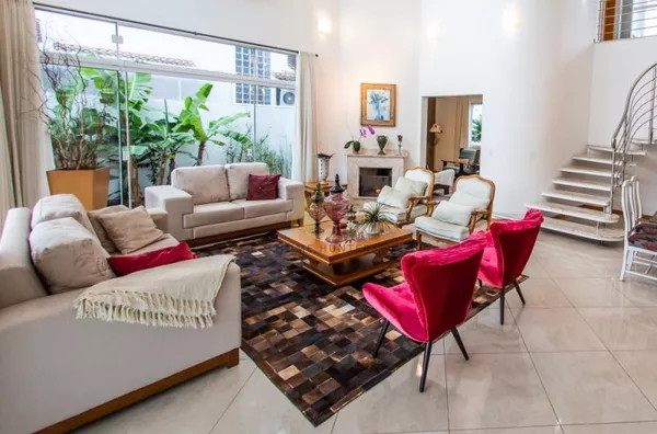 Venda e locação anual, Casa luxuosa em Jurerê Internacional