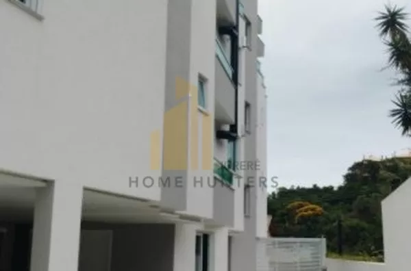 EXCELENTE APARTAMENTO EM JURERÊ LOCAÇÃO ANUAL