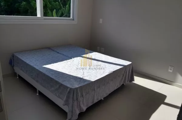 EXCELENTE APARTAMENTO EM JURERÊ LOCAÇÃO ANUAL