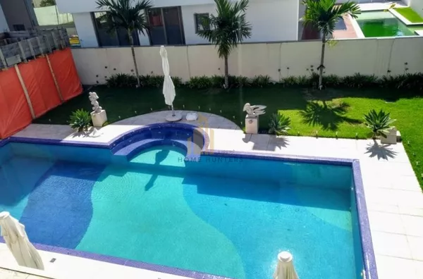 LINDA MANSÃO EM CONDOMÍNIO FECHADO EM JURERÊ