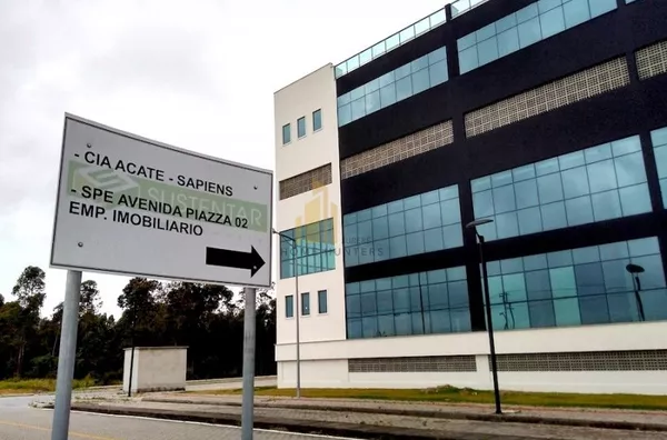 Loja terrea ampla, no Sapiens