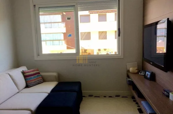 Venda, Excelente casa em Jurerê