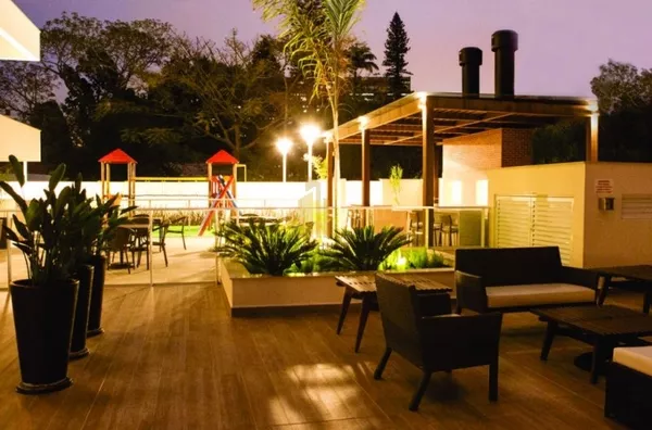 LINDO APARTAMENTO MOBILIADO COM VISTA MAR