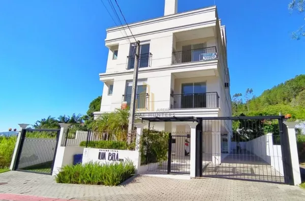 Venda, Excelente apartamento em Canajurê.