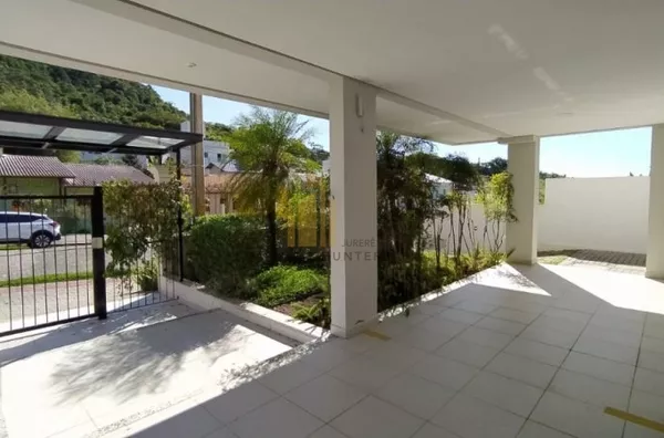 Venda, Excelente apartamento em Canajurê.
