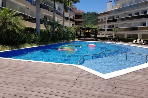 Locação Anual, Excelente apartamento em Jurerê Internacional.