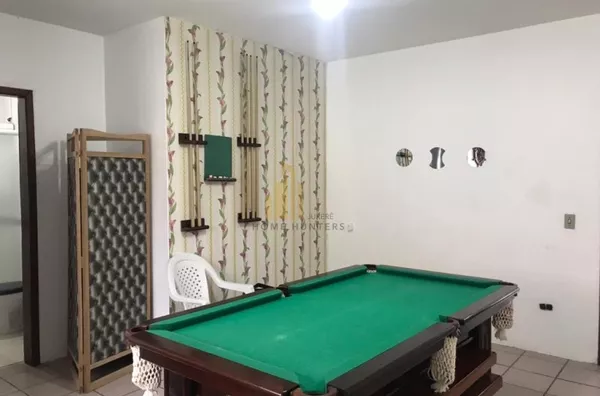 Ótima casa com sete dormitórios