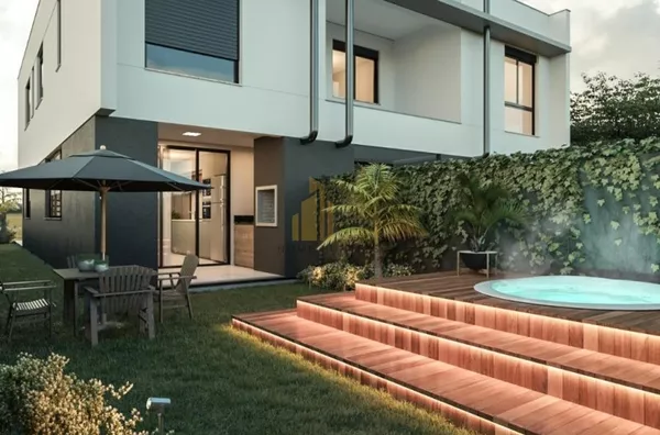 Venda, Excelente casa na Cachoeira do Bom Jesus.