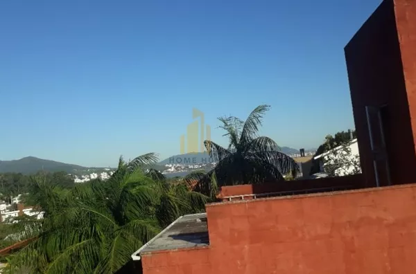 Excelente casa com vista mar