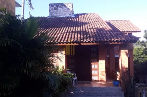 Excelente casa com vista mar