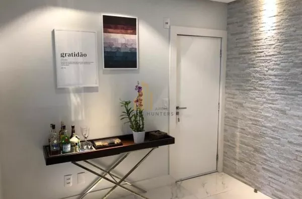 Apartamento alto padrão mobilhado