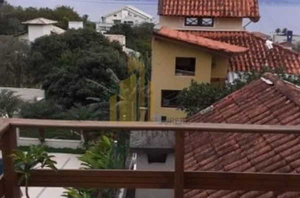 Excelente casa com vista mar