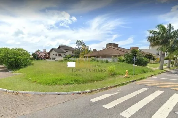 Venda, Excelente terreno a 200 metros da praia.