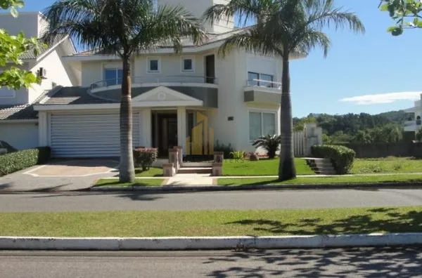 EXCELENTE CASA 4 SUÍTES - TEMPORADA