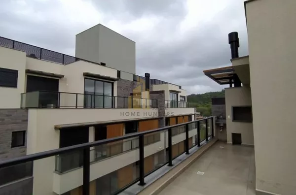 Venda, Excelente cobertura em Jurerê.