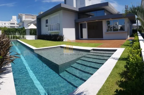 RESIDENCIA NOVA EM JURERÊ