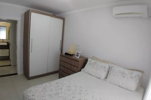 Lindo apartamento a 300m do mar semi mobiliado