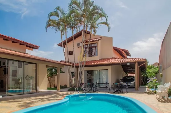 EXCELENTE CASA FAMILIAR PARA TEMPORADA