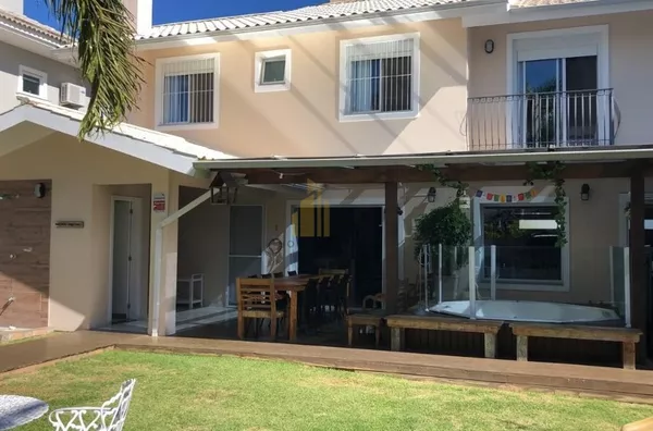 Excelente casa em Jurerê Internacional