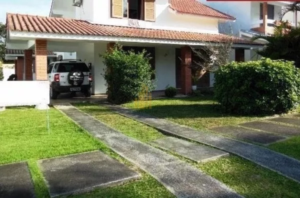 VENDA - CASA 5 DORMITÓRIOS 