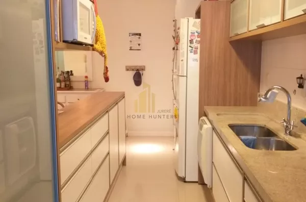 Apartamento na Av. Dourados 3 suítes