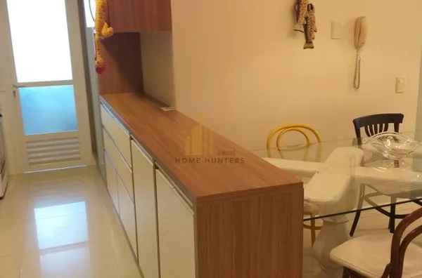 Apartamento na Av. Dourados 3 suítes