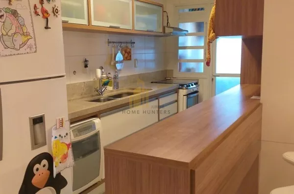 Apartamento na Av. Dourados 3 suítes