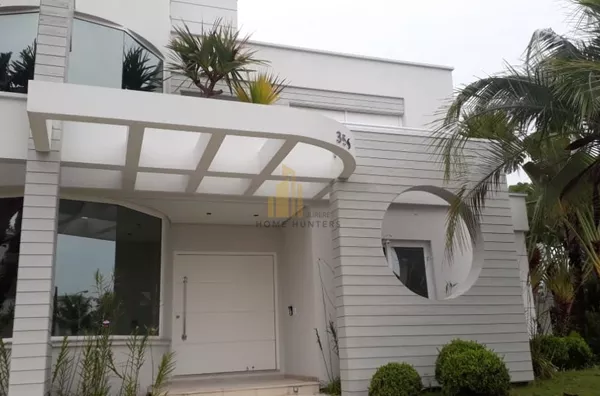 Excelente casa em Jurerê Internacional 4 suítes..