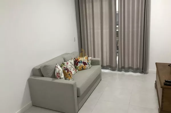 Ótimo apartamento com 2 dormitórios / 1 suíte