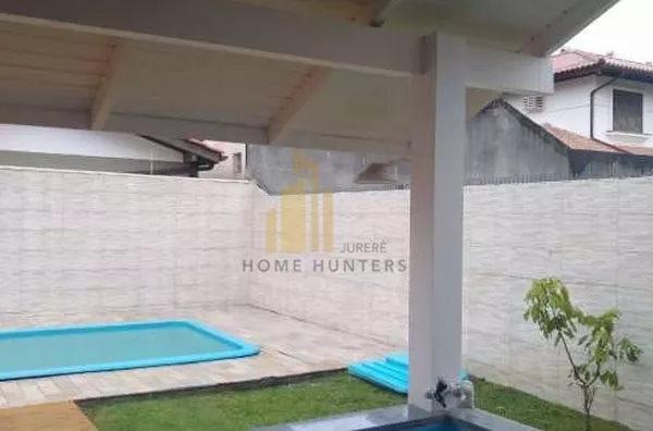 CASA 6 DORMITÓRIOS - JURERÊ INTERNACIONAL